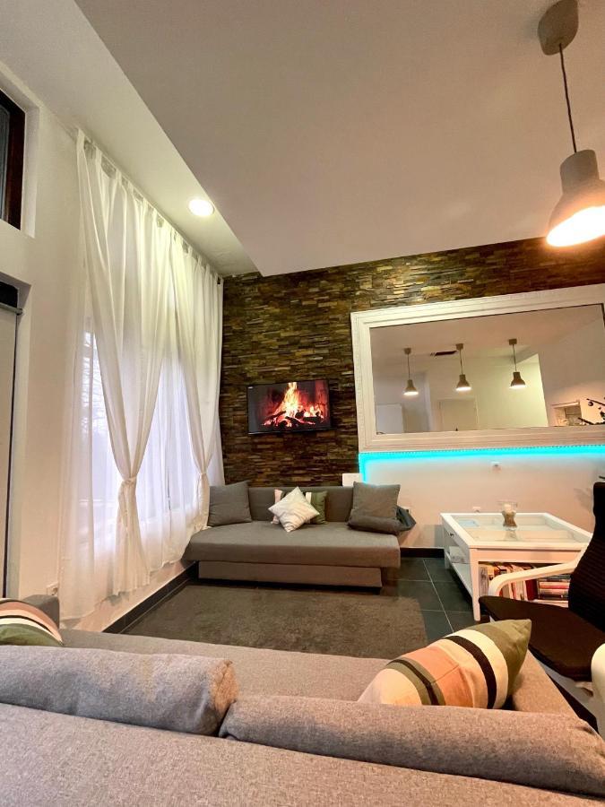 ブルフニカ Pepino, Holiday House With A Gardenヴィラ エクステリア 写真